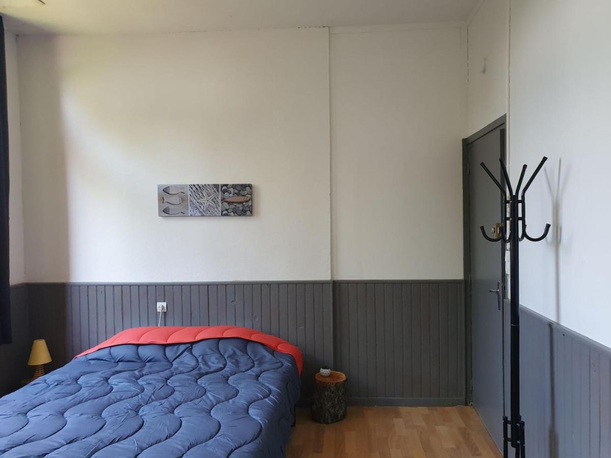 Camping Des 2 Rives- Chambres Etang-sur-Arroux Ngoại thất bức ảnh